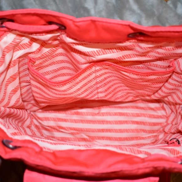 VERA BRADLEY CORAL MIDTOWN CARGO BACKPACK NEW - Picture 6 of 8
